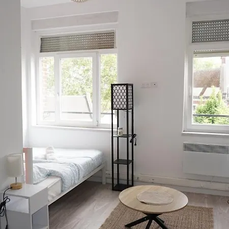 Bien Place, Acces Rapide A2 Et Centre ואלנסיין