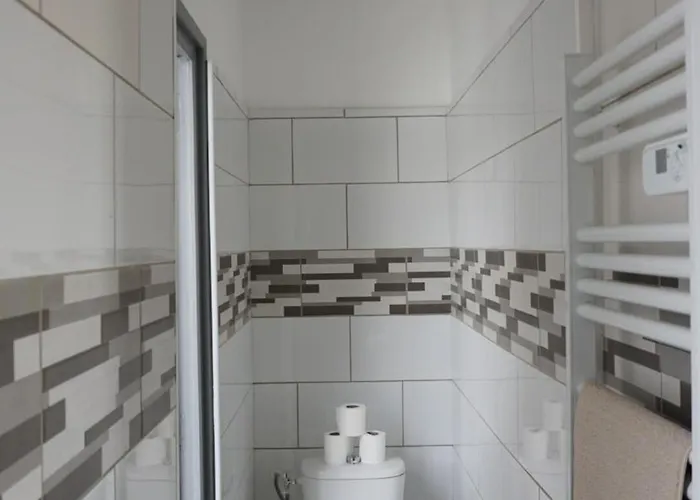 Bien Placé, Accès Rapide A2 Et Centre *